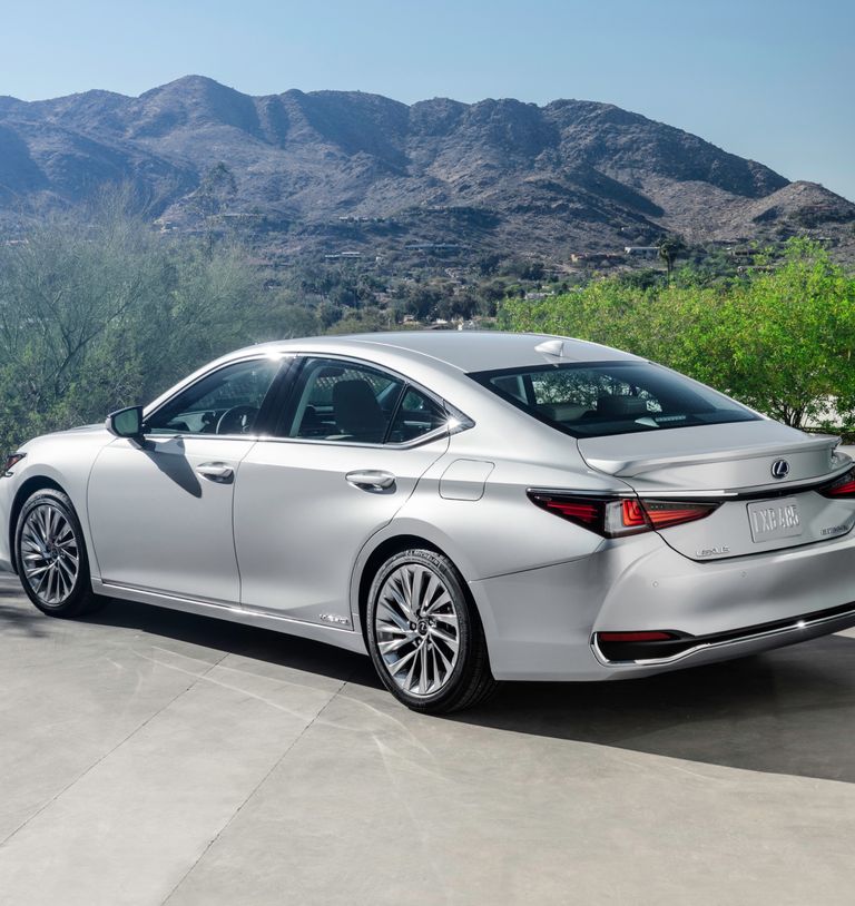 Lexus ES / Discover the Global World of Lexus