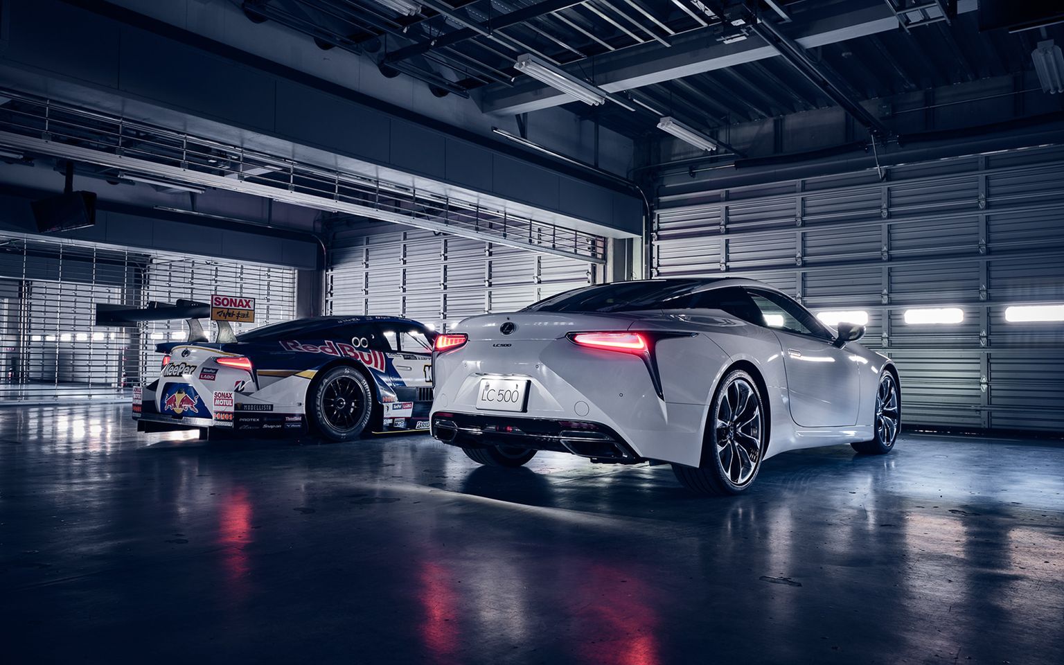 Intersection of Automotive Legacies / Discover the Global World of Lexus