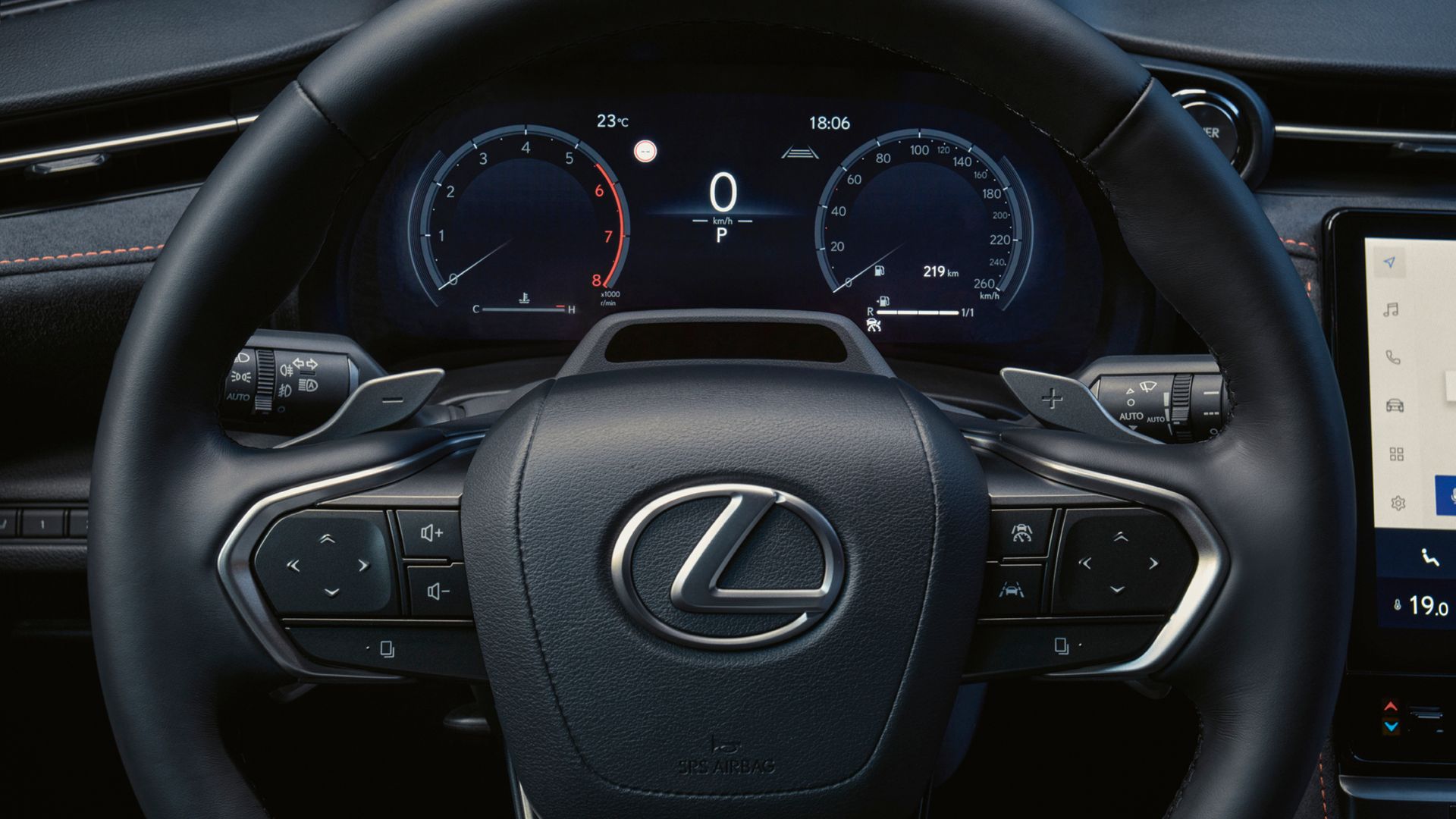 Lexus LBX / Discover the Global World of Lexus
